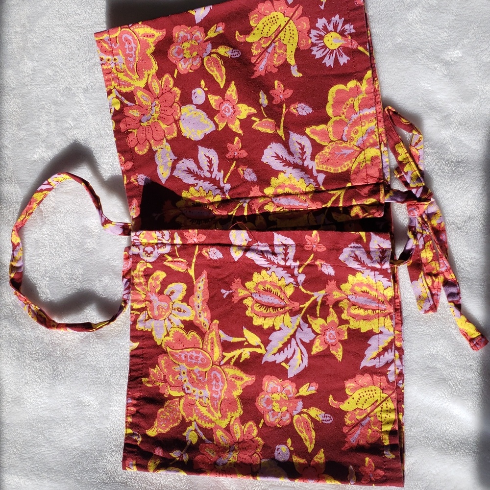 Free People Summer of Love Convertible Bandeau Wine Floral Small NWT - Picture 4 of 11